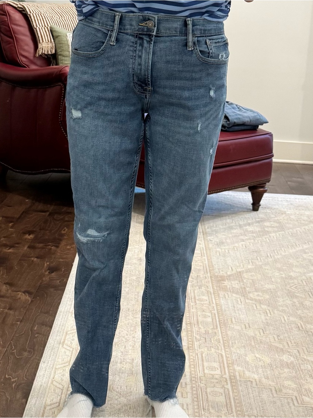 Old Navy Women's Skinny Jeans in Faded Blue Wash